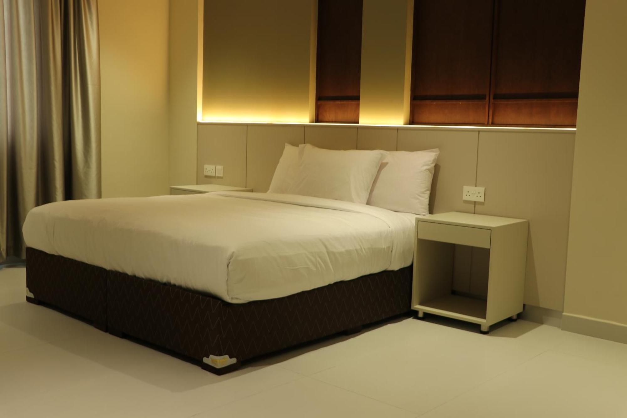 Jarzez Hotel Apartments Al Hail Seeb Exterior photo
